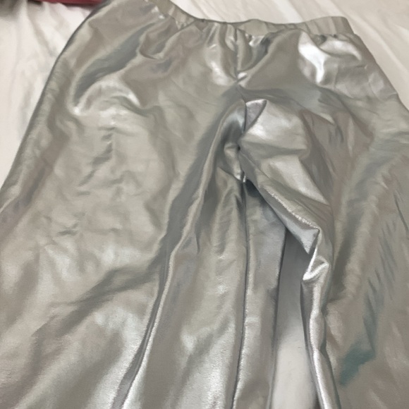 M new - Picture 2 of 3